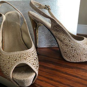 Lady Couture Chic runway platform shoes, champagne sz38